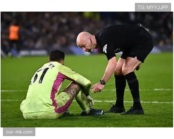 战术犯规为何不直接红牌？规则如何界定“破坏明显得分机会”