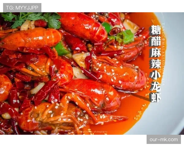 贾一凡训练完直接拎爱马仕去吃夜宵，这姐活得也太爽了吧